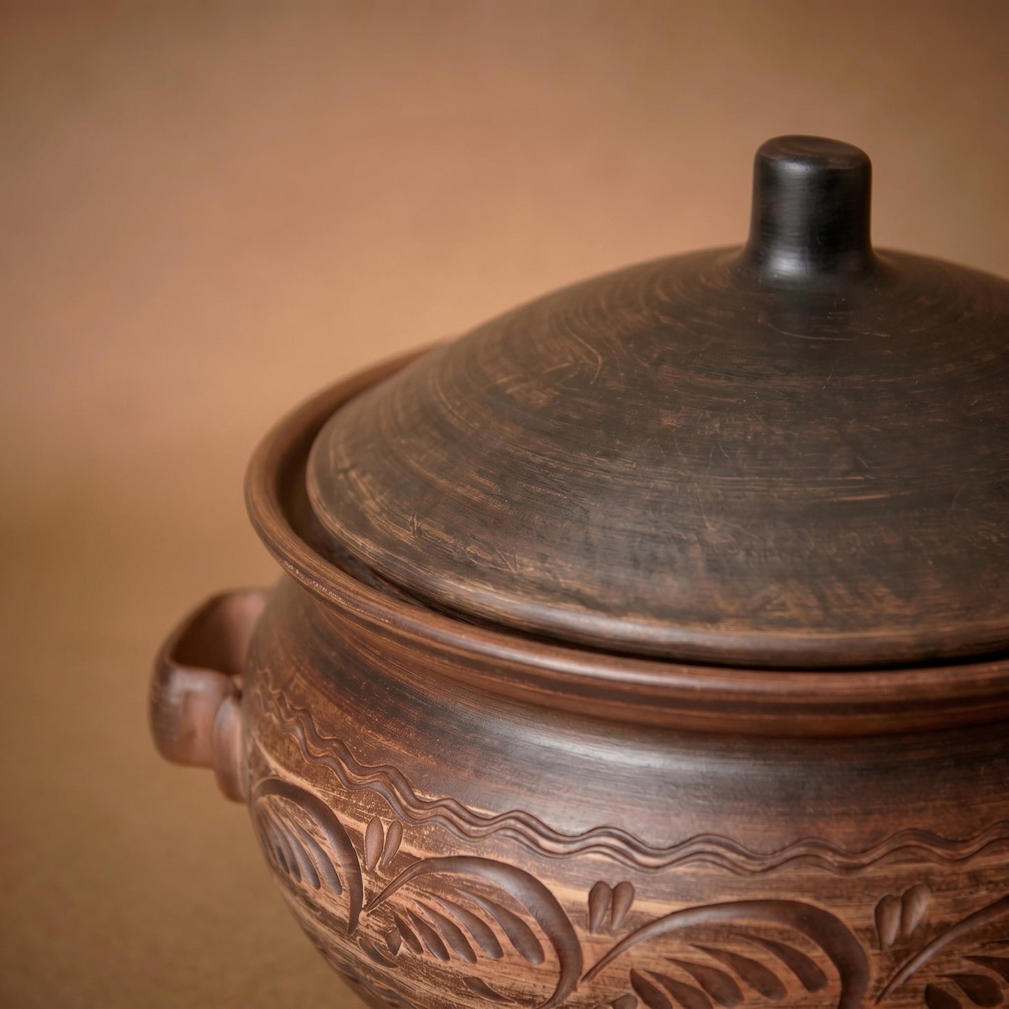 Handmade Ceramic Bread Baker: Organic Red Clay Dutch Oven (6000ml)