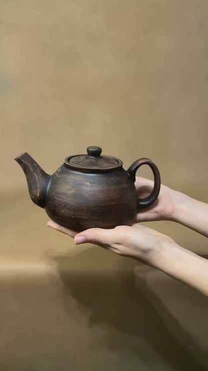 Handmade Ceramic Teapot for Tea Ceremony – 1000ml Artisan Pottery Kettle