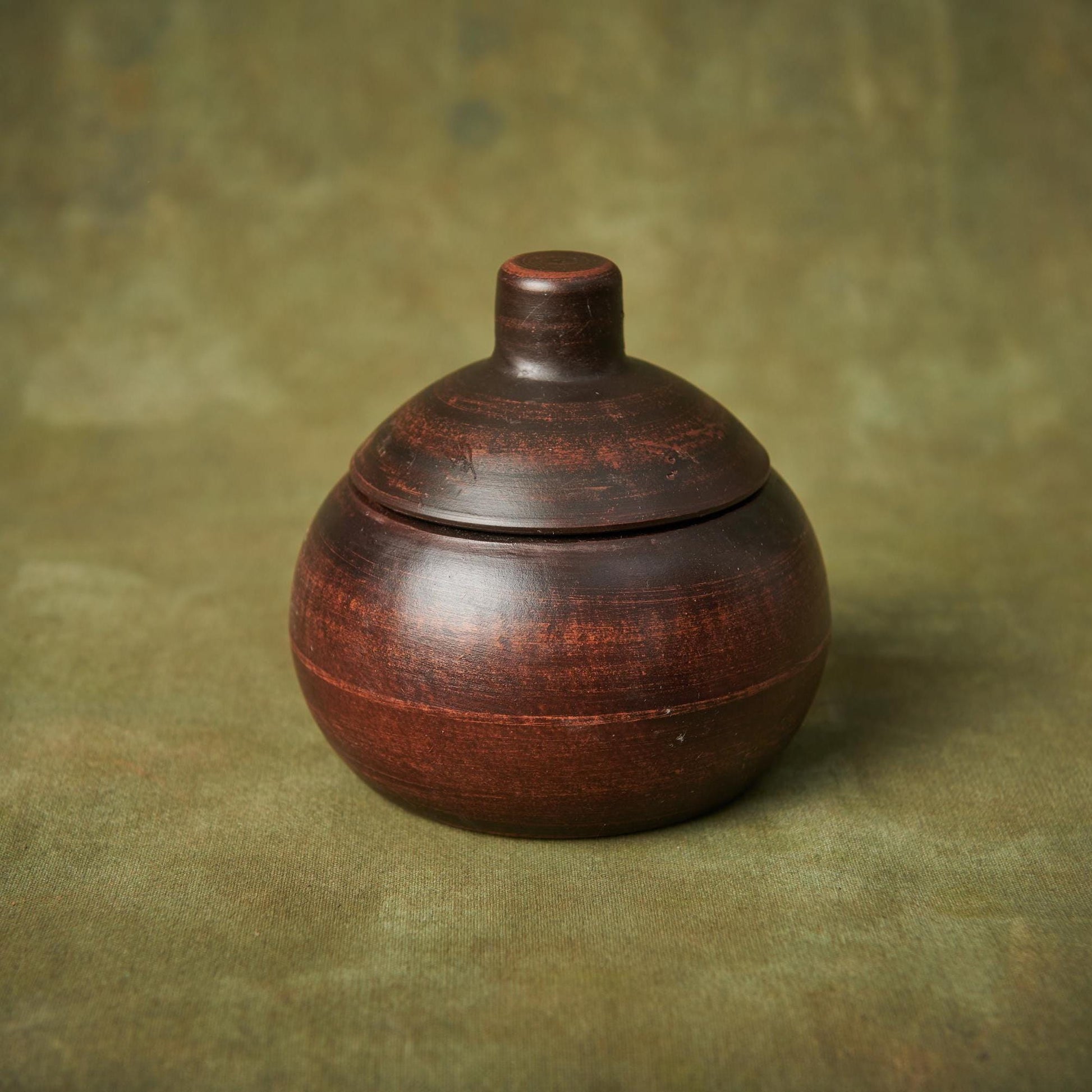 Small Handmade Stoneware Casserole with Lid – Rustic Ceramic Baking Pot - clayproductsshop