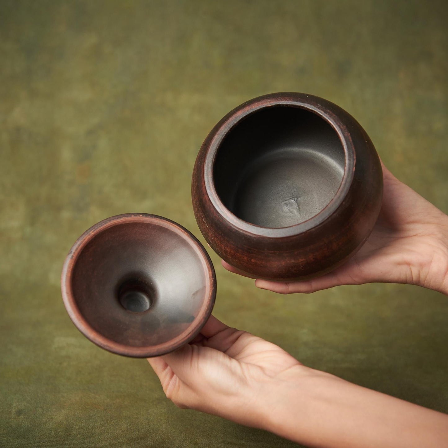 Small Handmade Stoneware Casserole with Lid – Rustic Ceramic Baking Pot - clayproductsshop