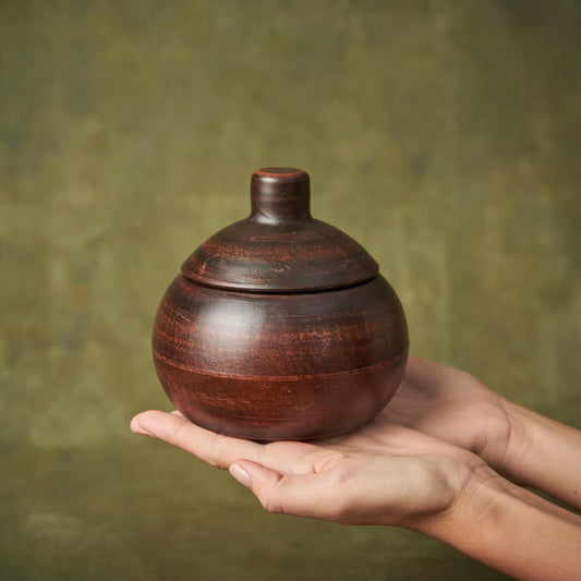 Small Handmade Stoneware Casserole with Lid – Rustic Ceramic Baking Pot - clayproductsshop